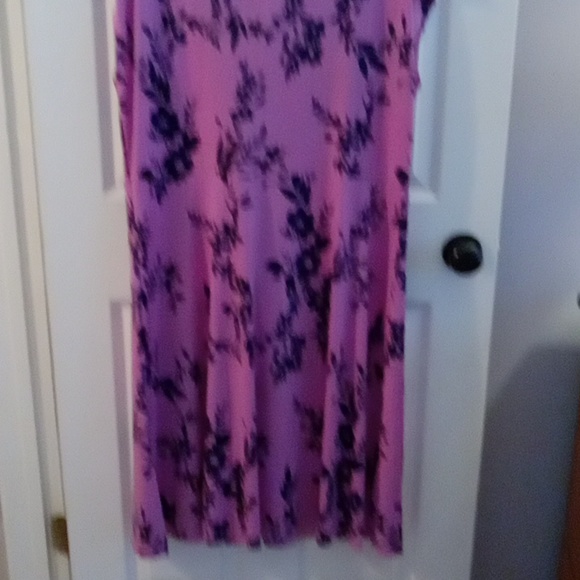 Dress - Picture 4 of 5